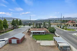 1600 W 11400 S, South Jordan, UT 84095 - Photo 4