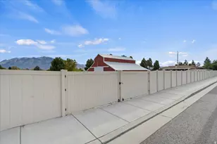 1600 W 11400 S, South Jordan, UT 84095 - Photo 16