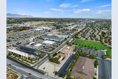 1600 W 11400 S, South Jordan, UT 84095 - Photo 16