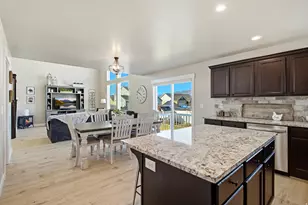 4709 N Mount Waas Dr W, Eagle Mountain, UT 84005 - Photo 16