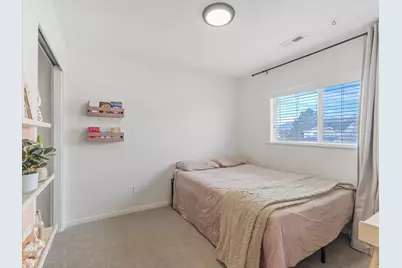 786 S 175 E, Layton, UT 84041 - Photo 12