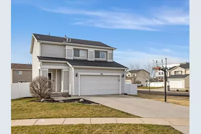 786 S 175 E, Layton, UT 84041 - Photo 22