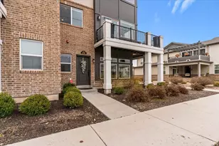 1196 W Clark Ln, Farmington, UT 84025 - Photo 2