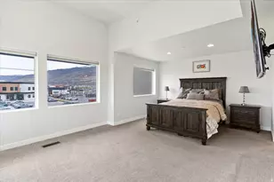 1196 W Clark Ln, Farmington, UT 84025 - Photo 16