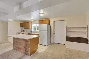 1442 S 135 W, Orem, UT 84058 - Photo 18