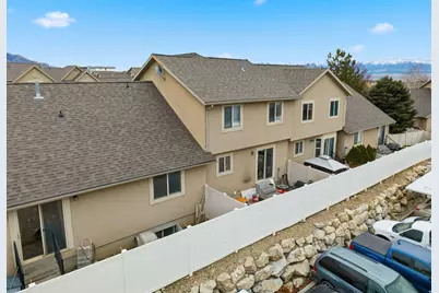 204 W Crescent View Ln N #111, Tooele, UT 84074 - Photo 30