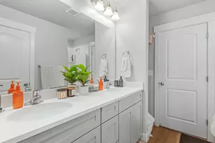 4536 W Parkes Peak Ln, Herriman, UT 84096 - Photo 12