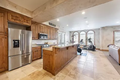 802 Eaglepointe Dr, North Salt Lake, UT 84054 - Photo 16