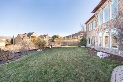 802 Eaglepointe Dr, North Salt Lake, UT 84054 - Photo 28