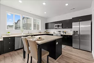 4692 W Talavera Wy, Kearns, UT 84118 - Photo 14