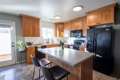 591 N 2425 W, Maeser, UT 84078 - Photo 8