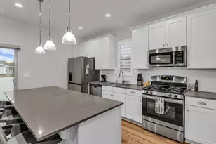 1517 E Primrose Ln, Layton, UT 84040 - Photo 8