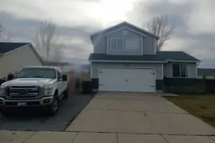 332 E 880 N, Tooele, UT 84074 - Photo 2