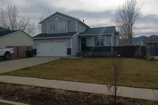 332 E 880 N, Tooele, UT 84074 - Photo 1