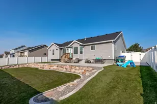 954 S 1050 W, Tooele, UT 84074 - Photo 8