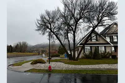 808 S Stone Creek Dr, River Heights, UT 84321 - Photo 2