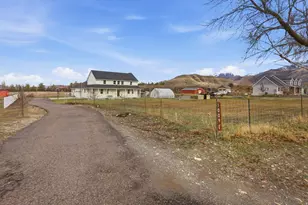 1009 E High Creek Rd, Cove, UT 84320 - Photo 72