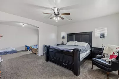 156 E Holly Way, Washington, UT 84780 - Photo 12