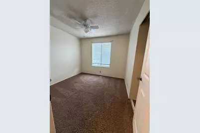 5324 S Robinwood Cir W, Taylorsville, UT 84129 - Photo 10