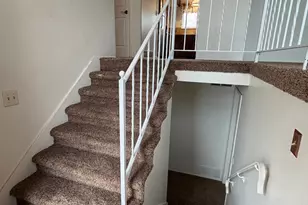 5324 S Robinwood Cir W, Taylorsville, UT 84129 - Photo 2