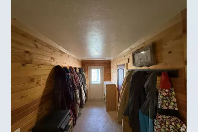 790 W 1000 S, Huntington, UT 84528 - Photo 34