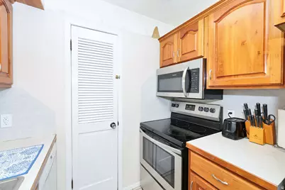 5321 S 580 E #F, Murray, UT 84107 - Photo 10