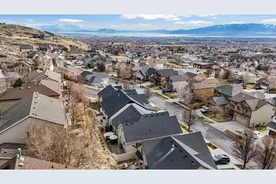 10358 N Tamarack Way E, Cedar Hills, UT 84062 - Photo 36