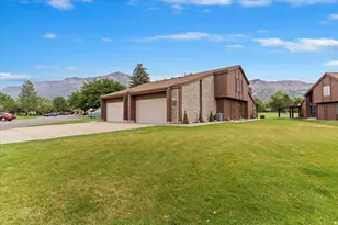 69 White Barn Dr, Pleasant View, UT 84414 - Photo 2