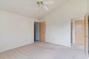 69 White Barn Dr, Pleasant View, UT 84414 - Photo 24