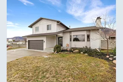 693 Kingston Cir, Tooele, UT 84074 - Photo 2