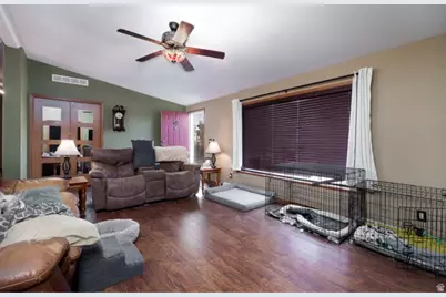 259 W 2100 S, Vernal, UT 84078 - Photo 2