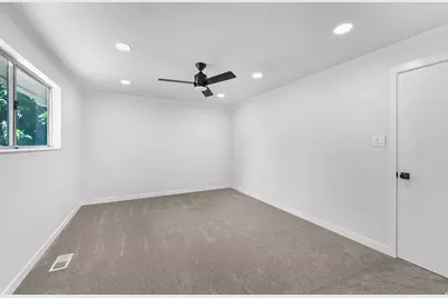 650 S 1600 E, Pleasant Grove, UT 84062 - Photo 14