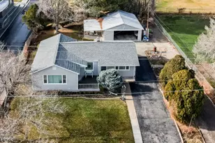 98 S Quirk St E, Grantsville, UT 84029 - Photo 2