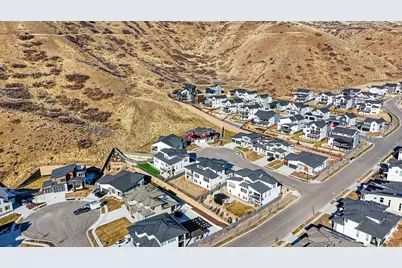 1809 W Oak Creek Cir N, Lehi, UT 84048 - Photo 8