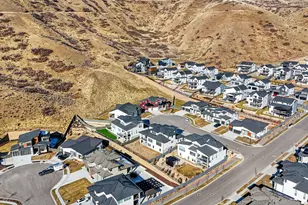 1809 W Oak Creek Cir N, Lehi, UT 84048 - Photo 8