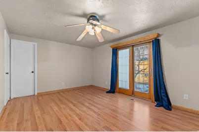 2333 E Cliff Swallow Dr, Sandy, UT 84093 - Photo 12