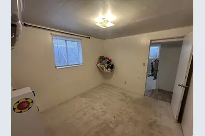 1420 W 1750 N, Layton, UT 84041 - Photo 32