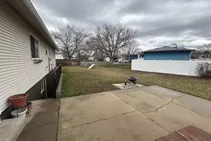 1420 W 1750 N, Layton, UT 84041 - Photo 2