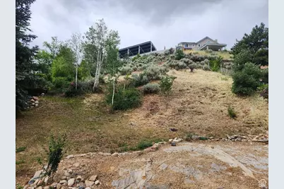 1924 E Viscounti Dr, Sandy, UT 84093 - Photo 2