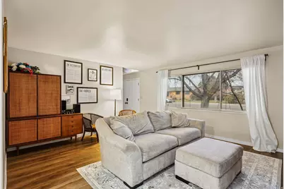 2027 W Lakeview Dr N, Provo, UT 84601 - Photo 8