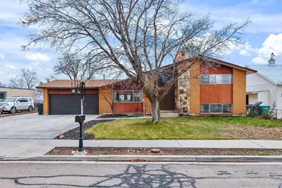 2027 W Lakeview Dr N, Provo, UT 84601 - Photo 1