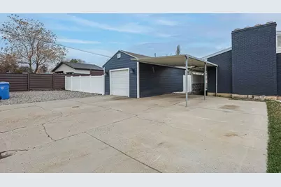1856 E Brookhill Dr, Cottonwood Heights, UT 84121 - Photo 40