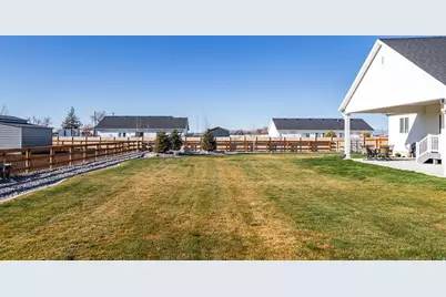 4255 W 950 S, West Weber, UT 84401 - Photo 38