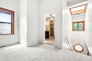 1117 E 700 S, Salt Lake City, UT 84102 - Photo 12