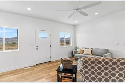 701 S Black #4, Sigurd, UT 84657 - Photo 4