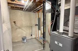 2286 E Marigold Dr, Eagle Mountain, UT 84005 - Photo 8