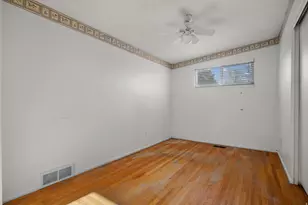 431 E 9150 S, Sandy, UT 84070 - Photo 10