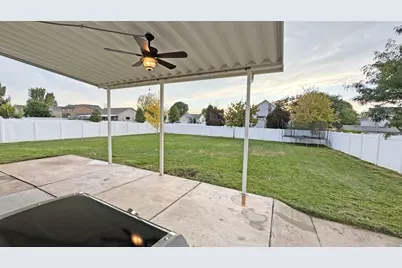 1449 N 2475 W, Clinton, UT 84015 - Photo 16