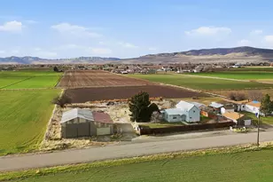 11515 N 4400 W, Tremonton, UT 84337 - Photo 16