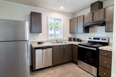 1753 W American Park Dr, West Valley, UT 84119 - Photo 6